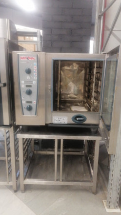 Пароконвектомат Rational Combi Master Plus 61 с подставкой Пароконвектомат Rational Combi Master Plus 61 с подставкой